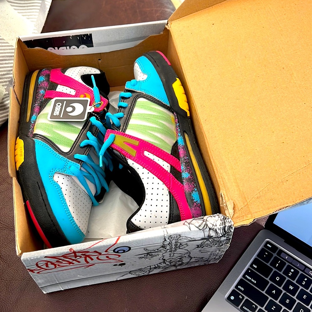 Osiris Bronx Mens size 10 - brand new w tags